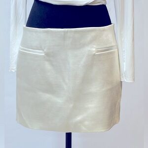 ZARA, mid waist skirt. Size Small
